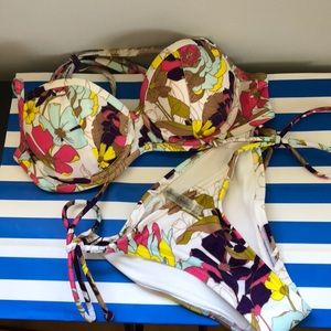 NWOT Victoria’s Secret Swim Suit - Top 34B, btm XS